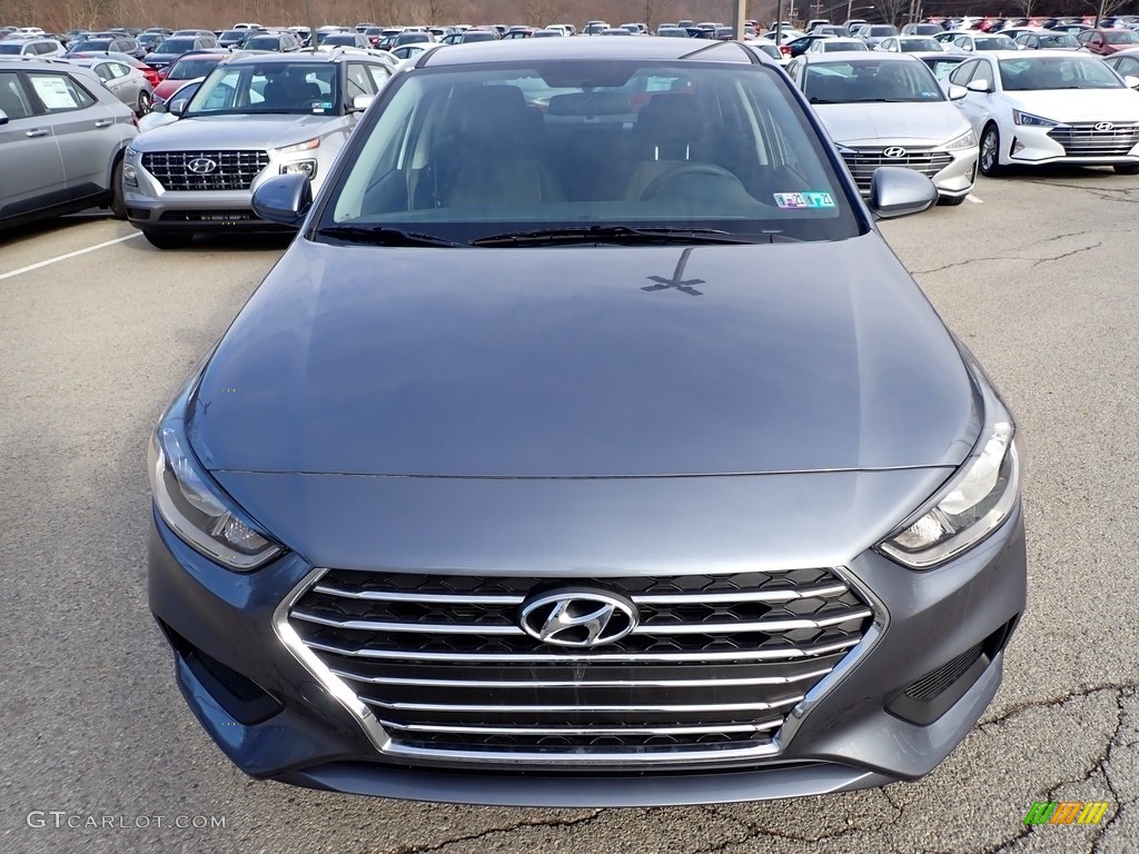 2020 Accent SE - Urban Gray / Black photo #4