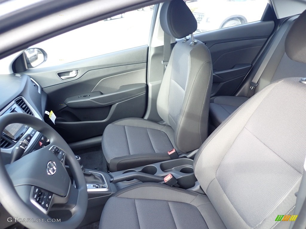 2020 Accent SE - Urban Gray / Black photo #11