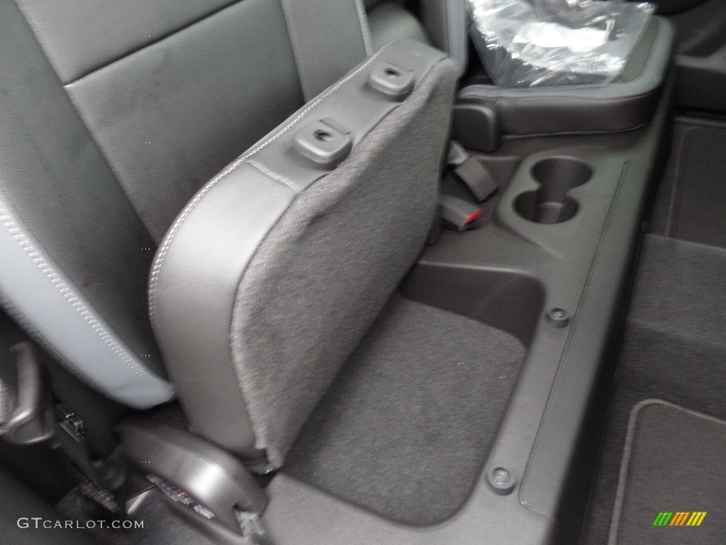 2020 Chevrolet Colorado Z71 Extended Cab 4x4 Rear Seat Photos