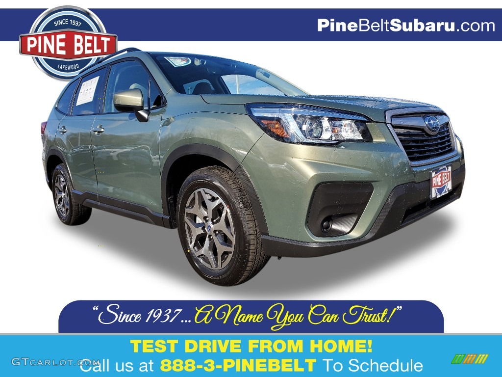 2020 Forester 2.5i Premium - Jasper Green Metallic / Gray photo #1