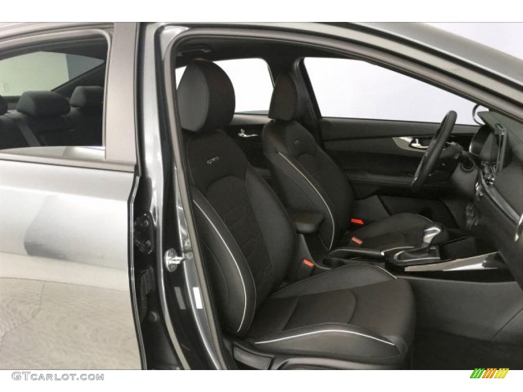 Black Interior 2020 Kia Forte GT-Line Photo #136729624