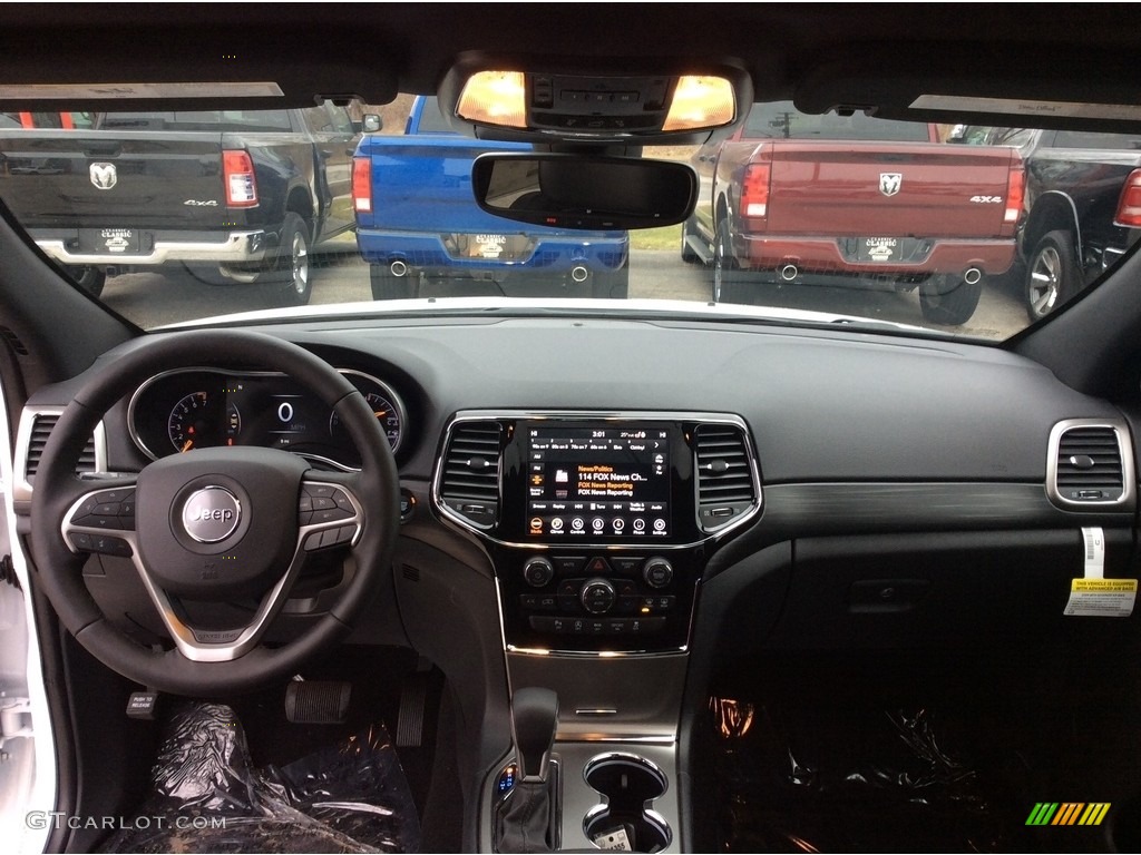 2020 Jeep Grand Cherokee Altitude 4x4 Dashboard Photos
