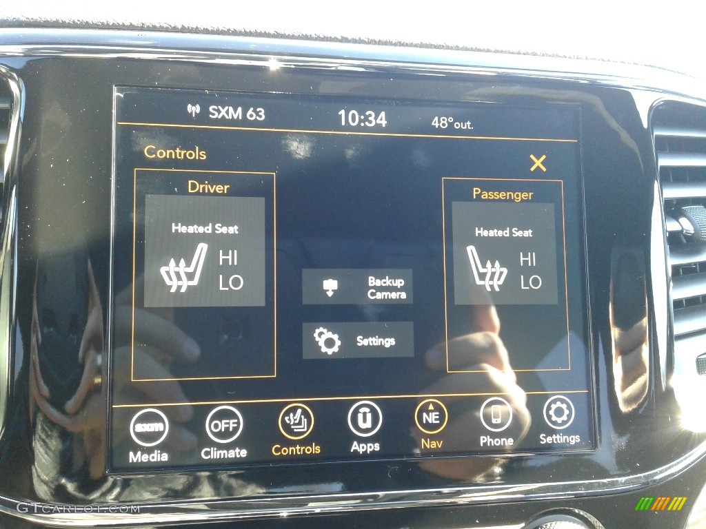 2020 Jeep Grand Cherokee Laredo E Controls Photo #136732690