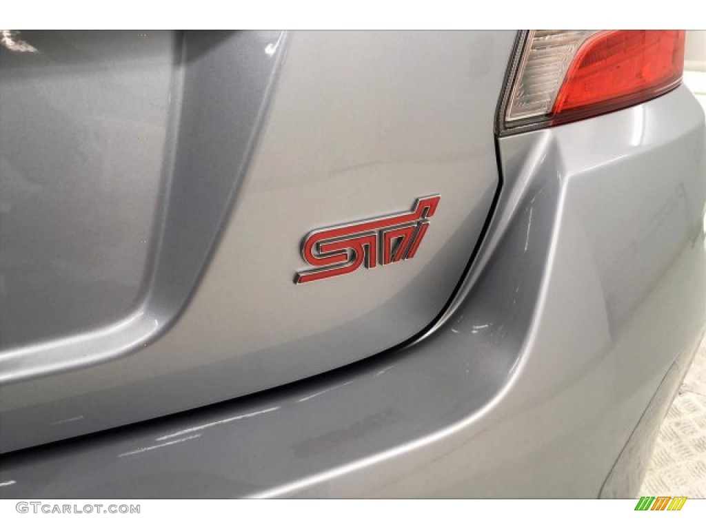 2016 Subaru WRX STI Marks and Logos Photos