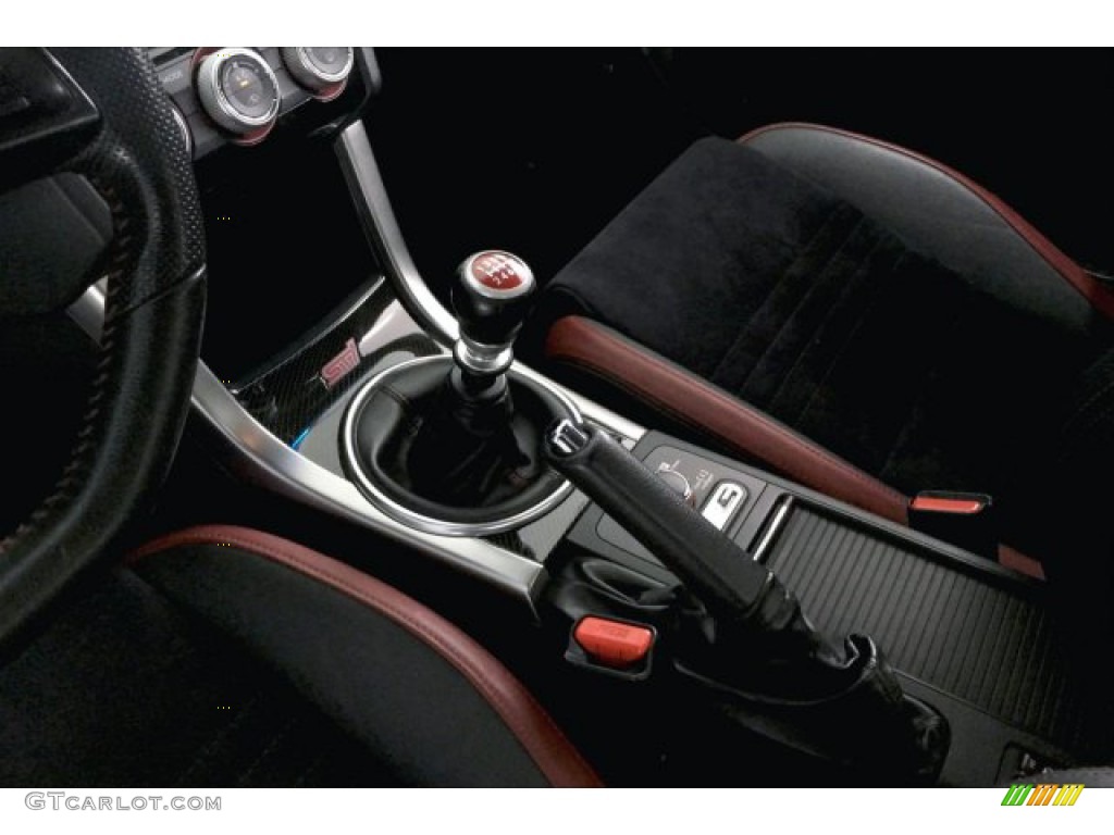 2016 Subaru WRX STI Transmission Photos