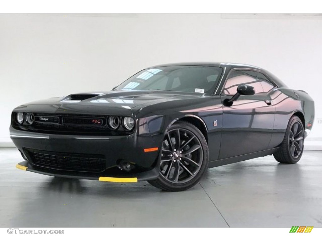 Pitch Black 2019 Dodge Challenger R/T Scat Pack Exterior Photo #136736743