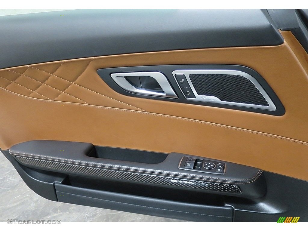 2016 Mercedes-Benz AMG GT S Coupe Door Panel Photos