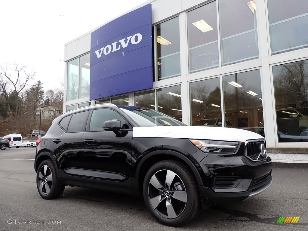 Onyx Black Metallic 2020 Volvo XC40 T5 Momentum AWD Exterior Photo #136750845