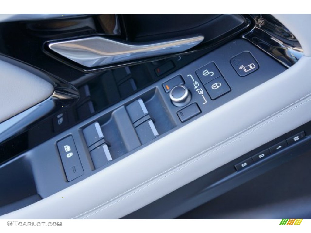 2020 Land Rover Range Rover Evoque SE Controls Photo #136755024