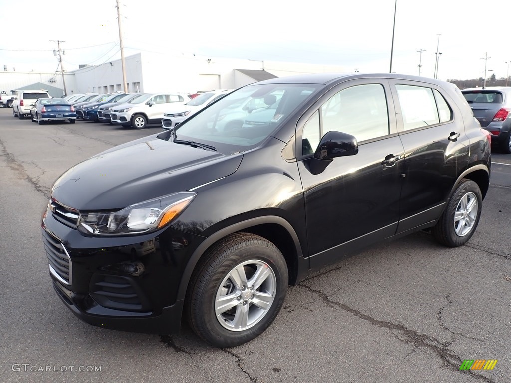 Mosaic Black Metallic 2020 Chevrolet Trax LS AWD Exterior Photo #136760586