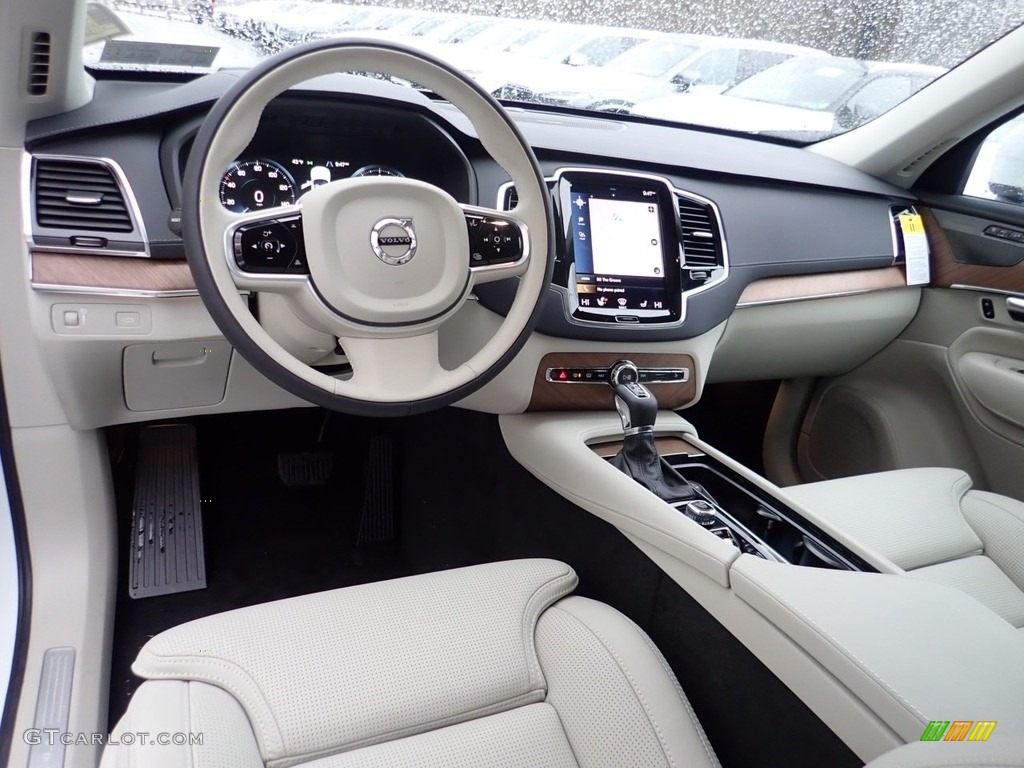 Blond Interior 2020 Volvo XC90 T6 AWD Inscription Photo #136765804