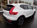 Ice White - XC40 T5 Momentum AWD Photo No. 2