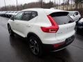 Ice White - XC40 T5 Momentum AWD Photo No. 4
