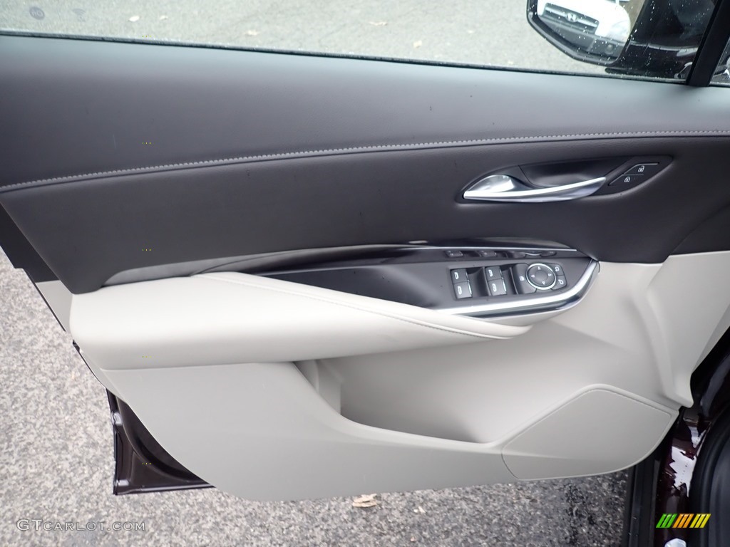 2020 Cadillac XT4 Luxury AWD Door Panel Photos
