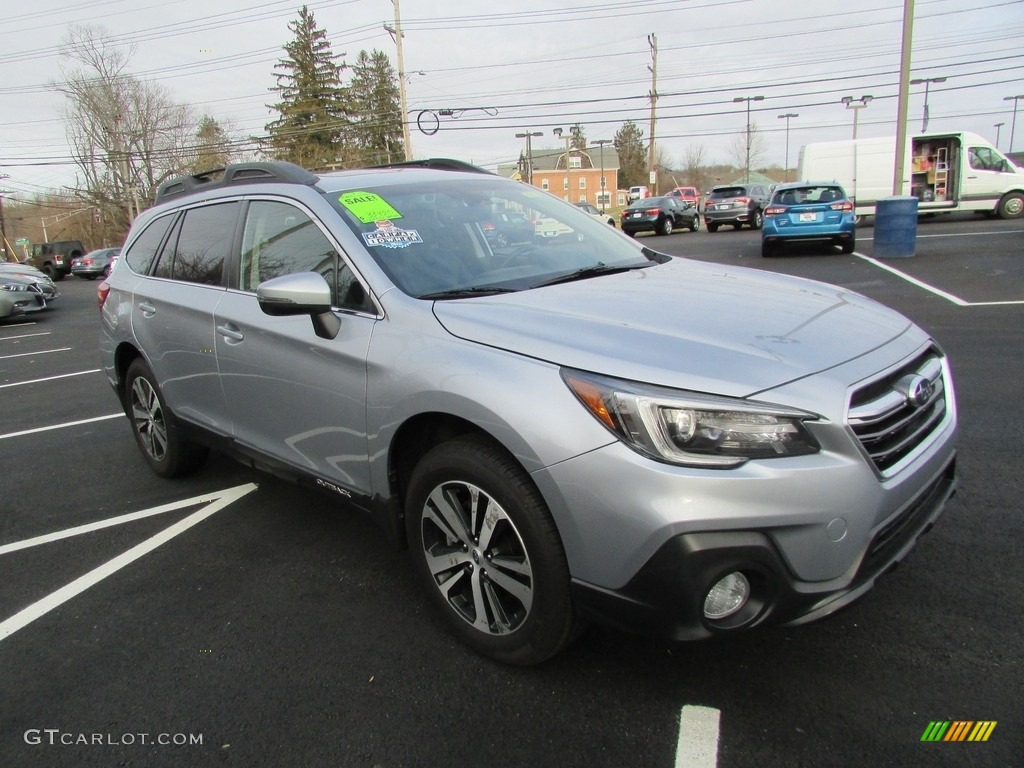 Ice Silver Metallic 2019 Subaru Outback 2.5i Limited Exterior Photo #136771738