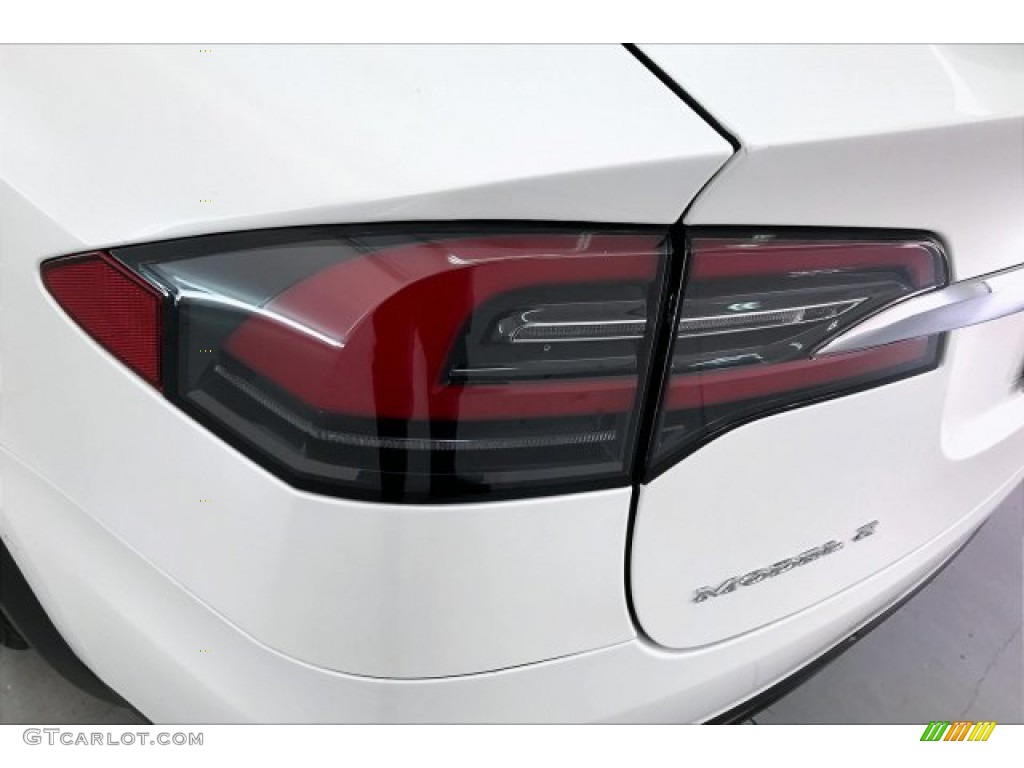 2017 Model X 75D - Pearl White Multi-Coat / White photo #26