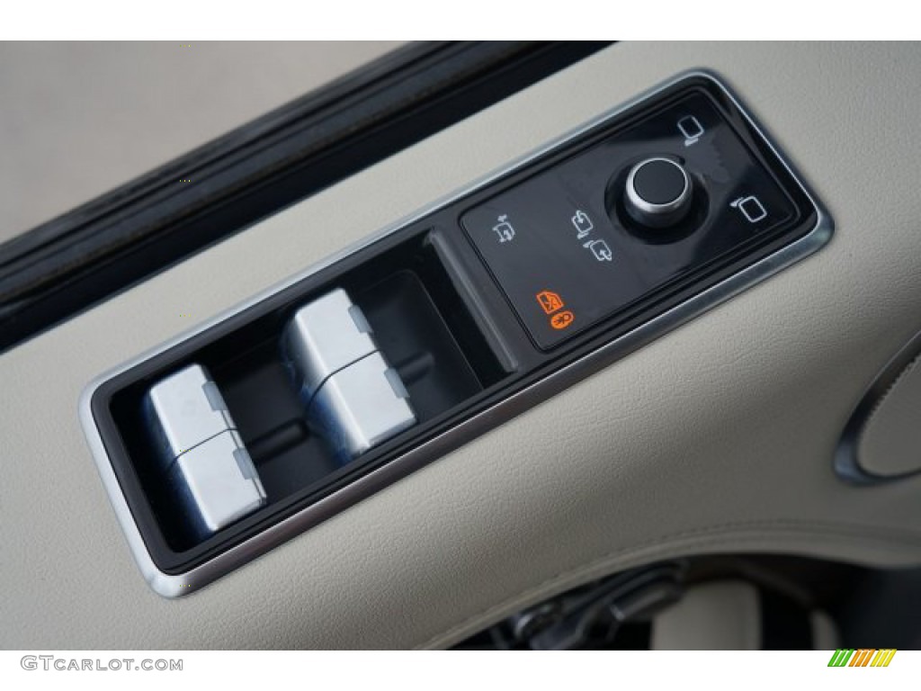 2020 Land Rover Range Rover HSE Controls Photo #136787407