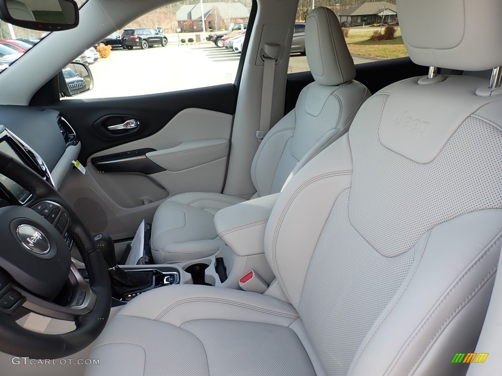 2020 Jeep Cherokee Limited 4x4 Front Seat Photo #136798877