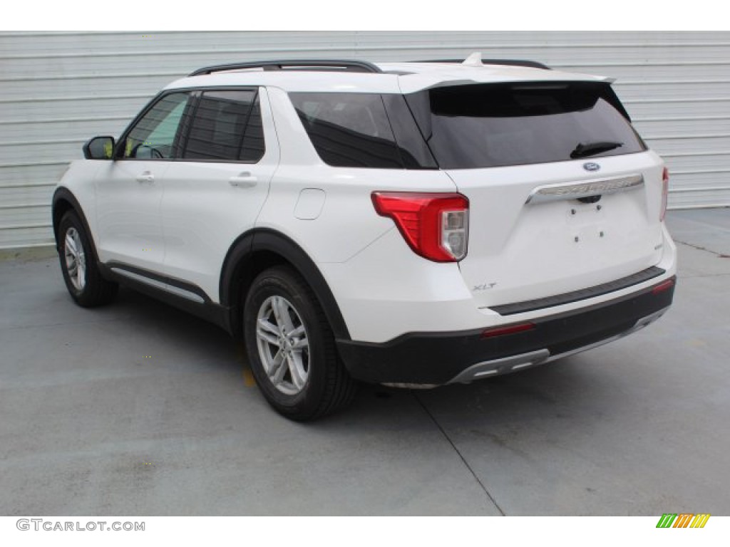 2020 Explorer XLT - Star White Metallic Tri-Coat / Sandstone photo #5