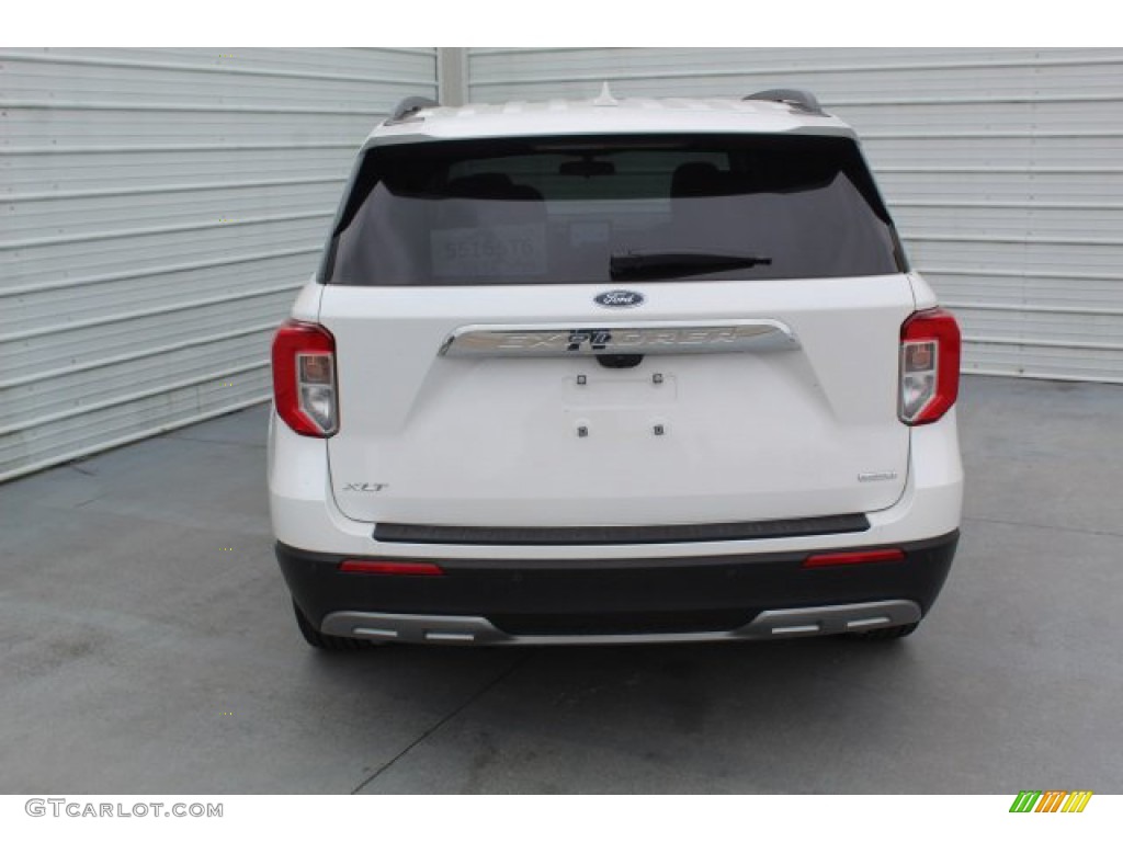 2020 Explorer XLT - Star White Metallic Tri-Coat / Sandstone photo #6