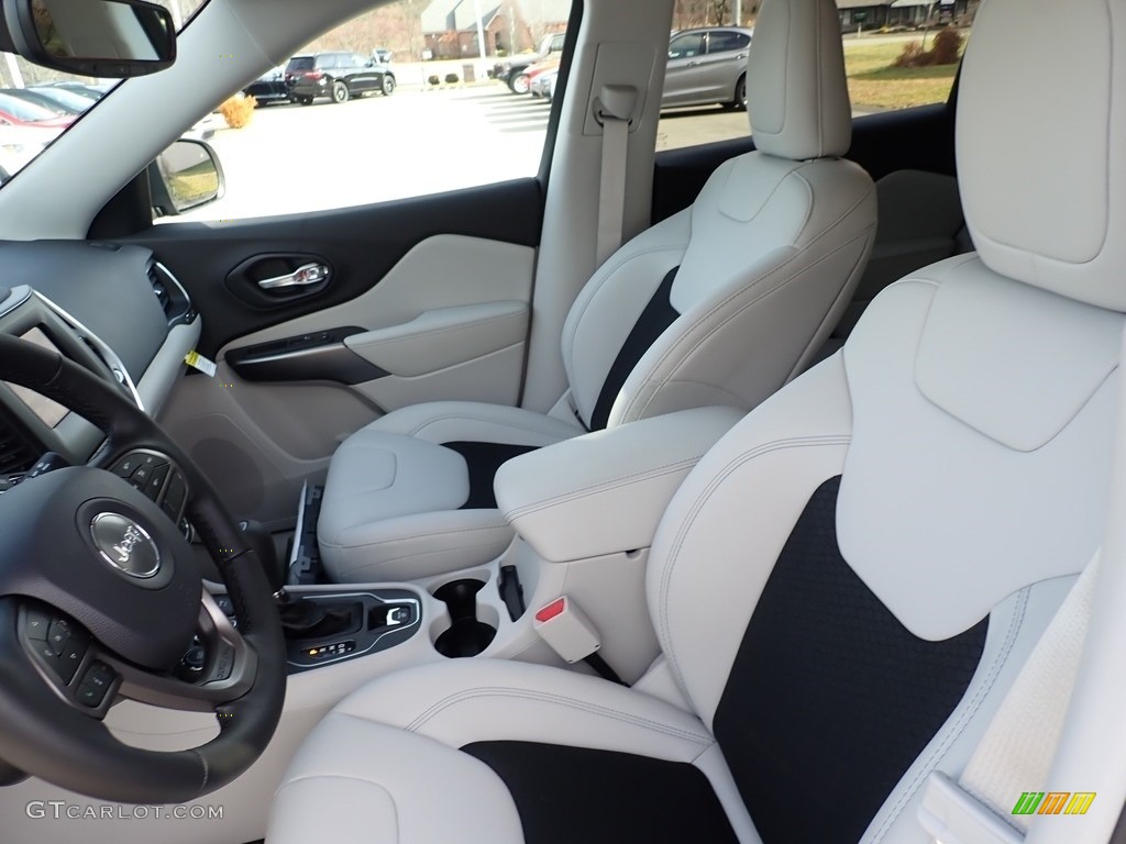 Ski Gray/Black Interior 2020 Jeep Cherokee Latitude Plus 4x4 Photo #136799846