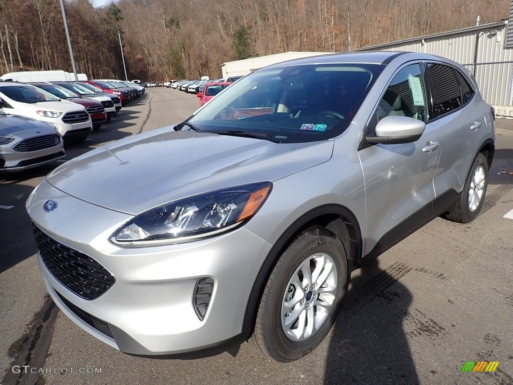 Ingot Silver Metallic 2020 Ford Escape SE 4WD Exterior Photo #136803395