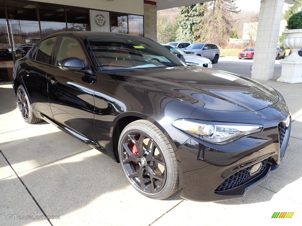 Alfa Black 2020 Alfa Romeo Giulia AWD Exterior Photo #136808441