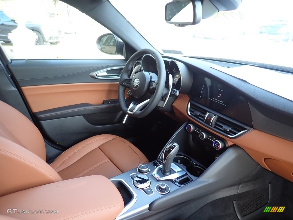 2020 Alfa Romeo Giulia AWD Black/Tan Dashboard Photo #136808492