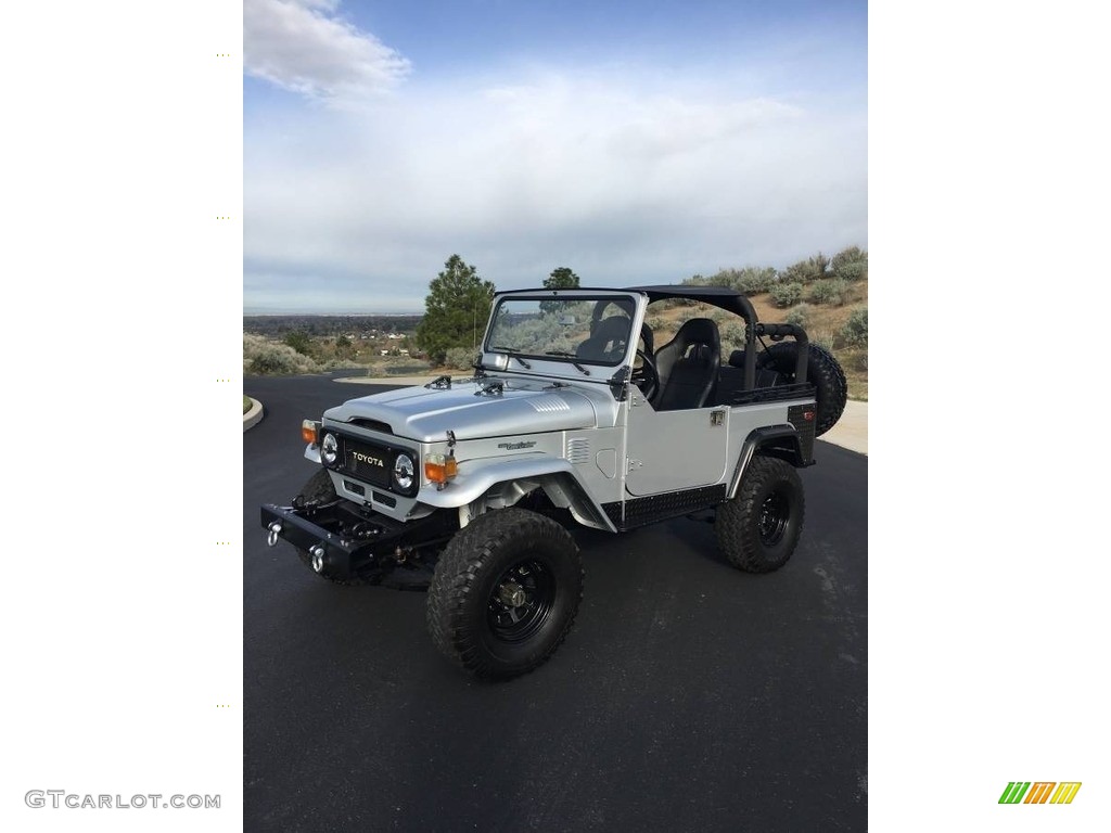Silver Metallic 1979 Toyota Land Cruiser FJ40 Exterior Photo #136811756