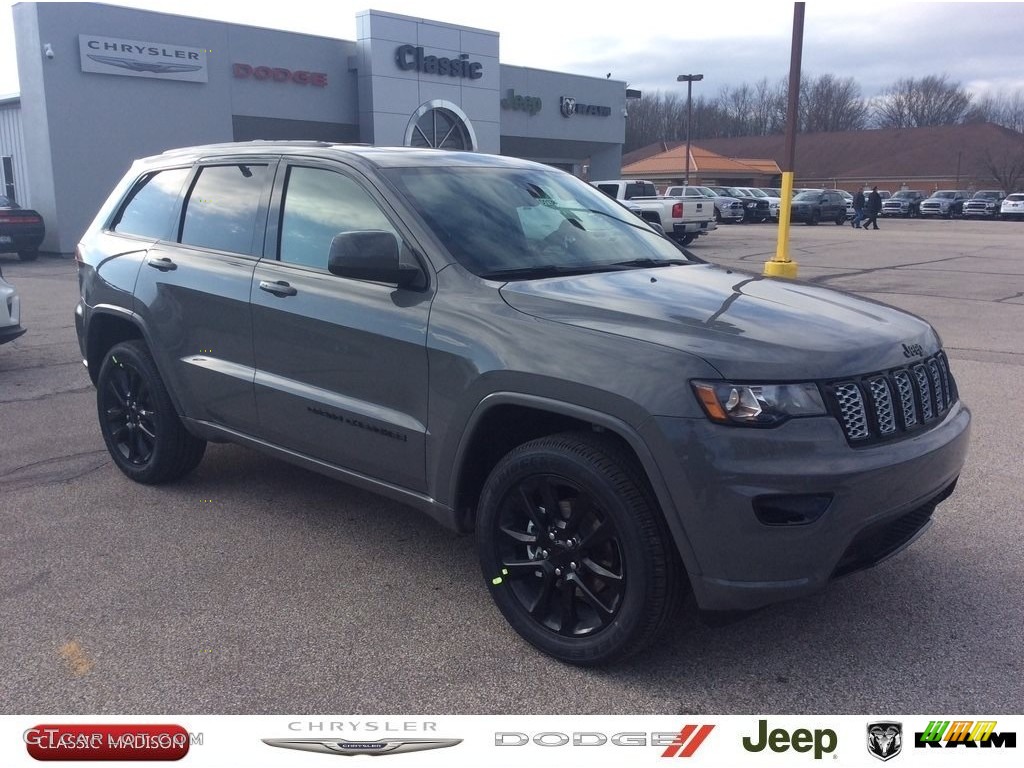 2020 Sting-Gray Jeep Grand Cherokee Altitude 4x4 #136813394 Photo #6