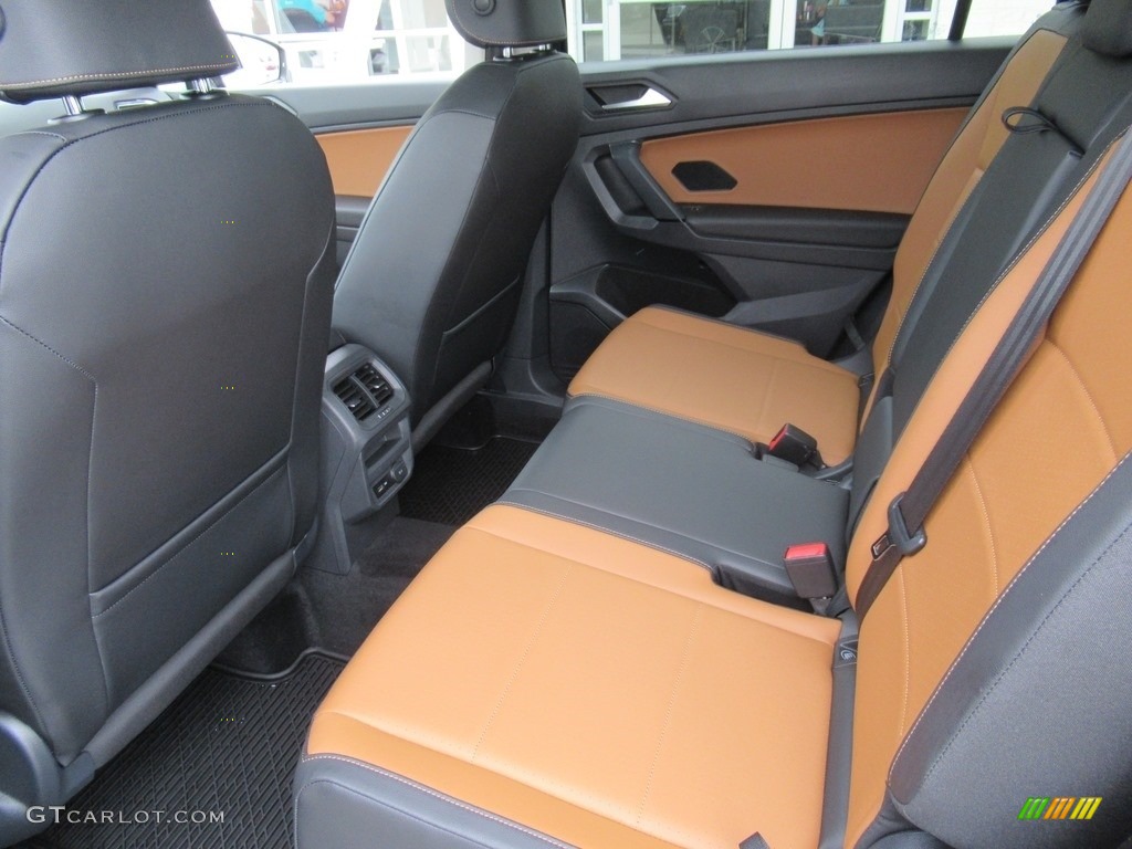 2019 Volkswagen Tiguan SEL Rear Seat Photos