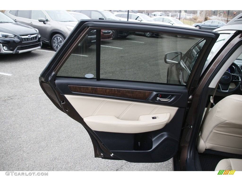 2019 Subaru Outback 2.5i Warm Ivory Door Panel Photo #136823442