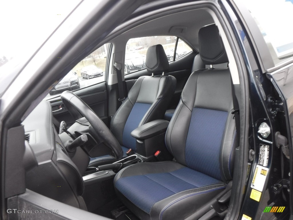 Vivid Blue Interior 2019 Toyota Corolla SE Photo #136850486
