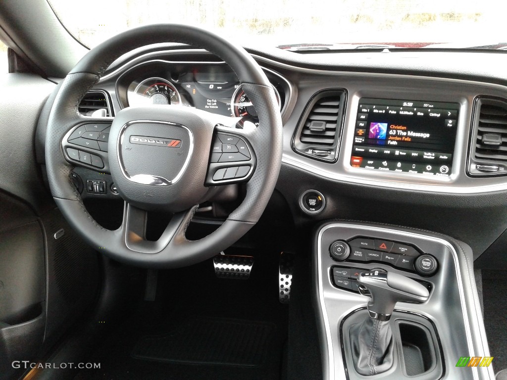 2020 Challenger R/T Scat Pack - TorRed / Black Houndstooth photo #15