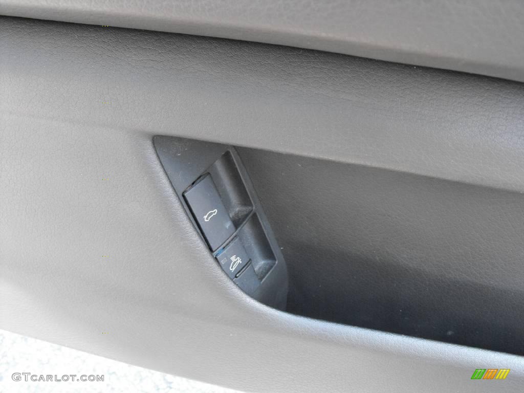 2004 A4 3.0 quattro Cabriolet - Light Silver Metallic / Black photo #19