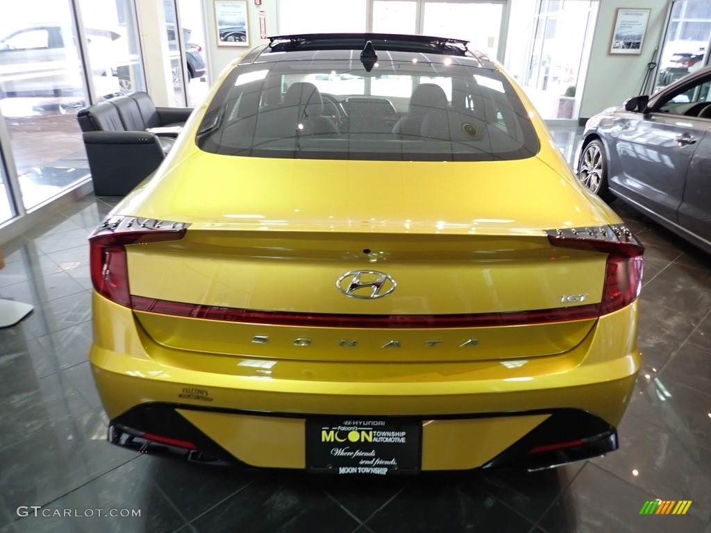 2020 Sonata SEL Plus - Glowing Yellow / Black photo #4