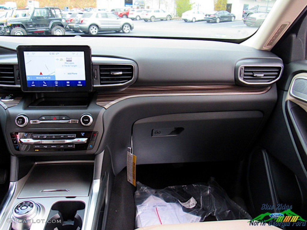 2020 Explorer Limited 4WD - Star White Metallic Tri-Coat / Sandstone photo #18