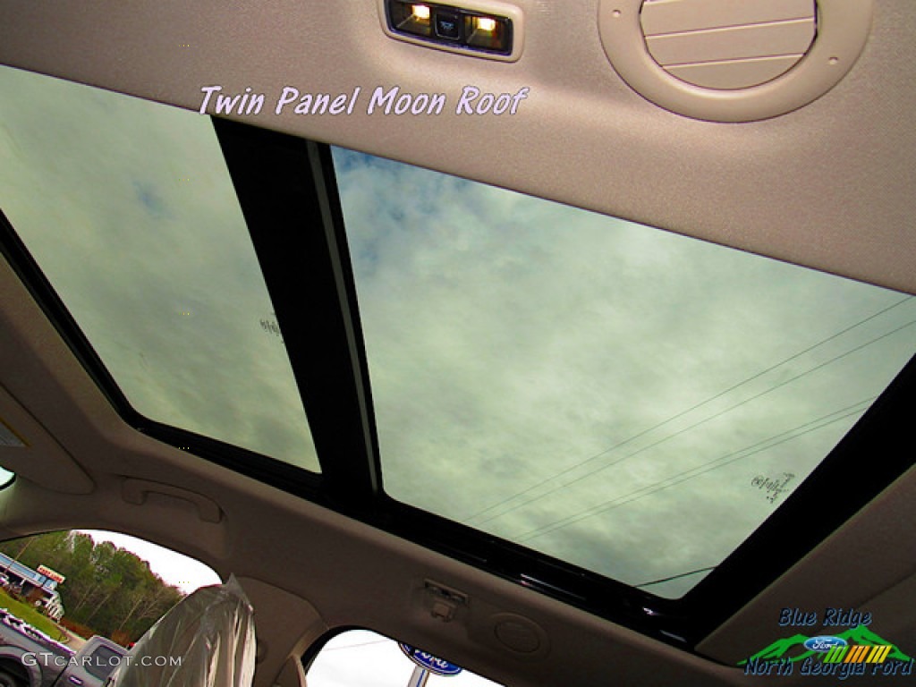 2020 Explorer Limited 4WD - Star White Metallic Tri-Coat / Sandstone photo #26