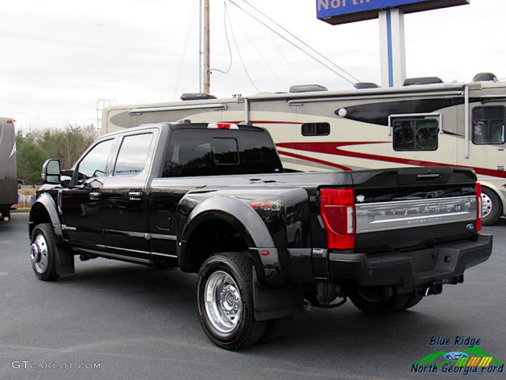2020 F450 Super Duty Platinum Crew Cab 4x4 - Agate Black / Dark Marsala photo #3