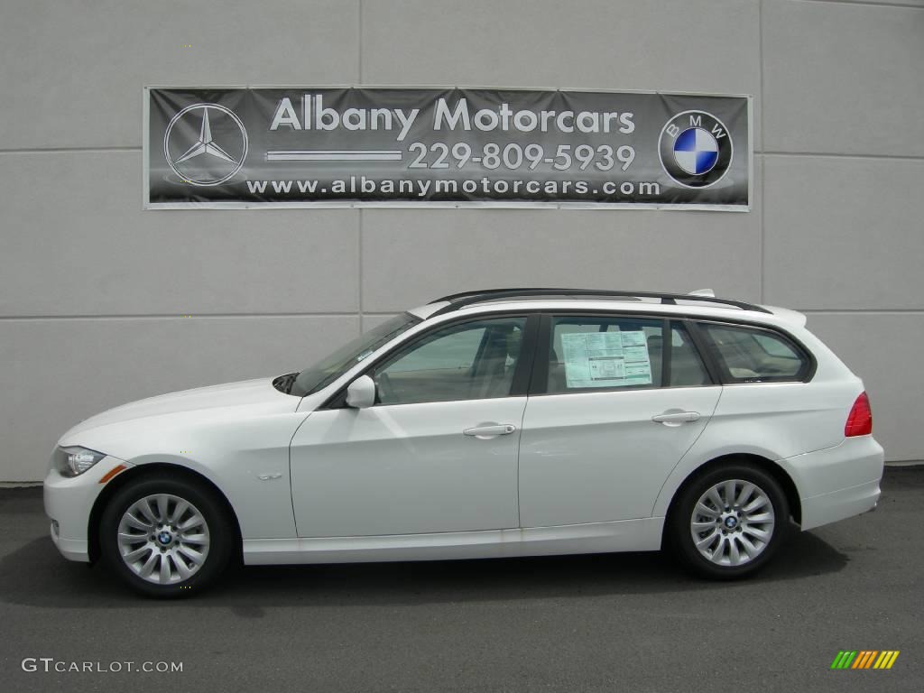 2009 3 Series 328i Sport Wagon - Alpine White / Beige photo #1