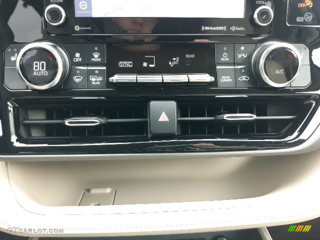 2020 Toyota Highlander XLE AWD Controls Photo #136881477
