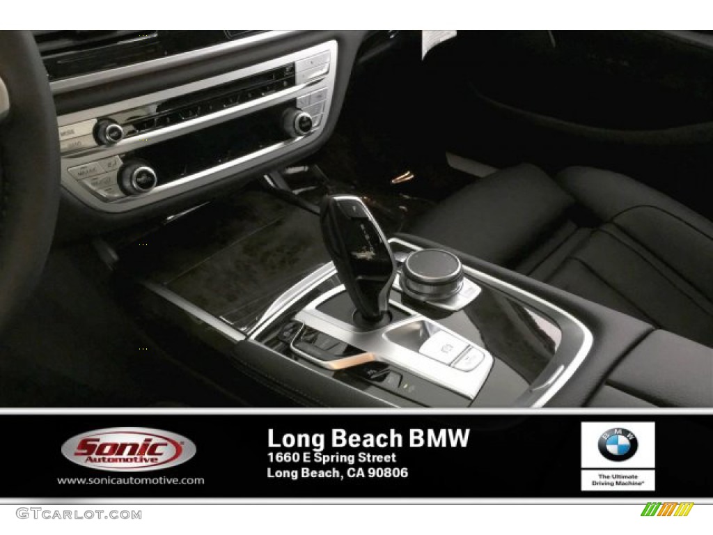 2020 7 Series 740i Sedan - Dark Graphite Metallic / Black photo #6