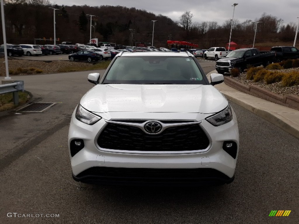 2020 Highlander XLE AWD - Blizzard White Pearl / Harvest Beige photo #46