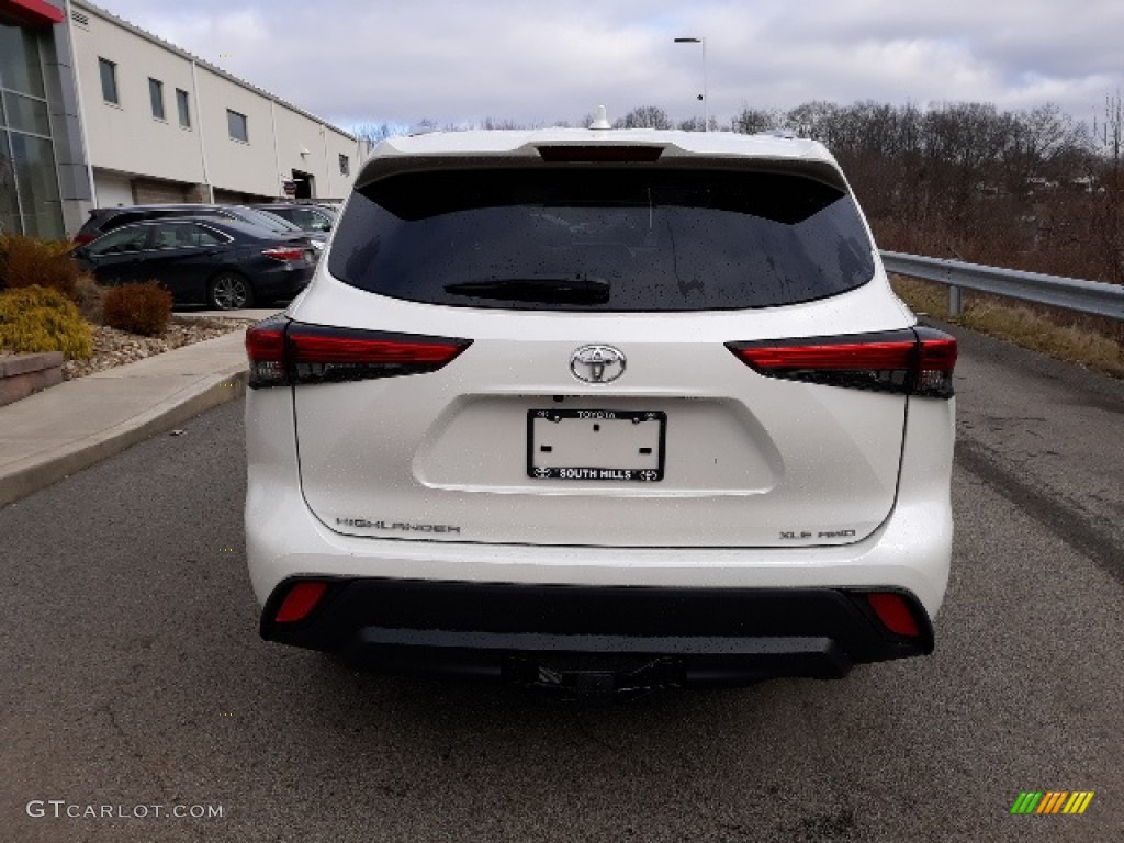 2020 Highlander XLE AWD - Blizzard White Pearl / Harvest Beige photo #48