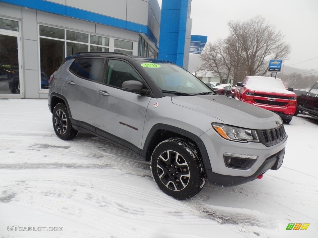 2019 Compass Trailhawk 4x4 - Billet Silver Metallic / Black/Ruby photo #5