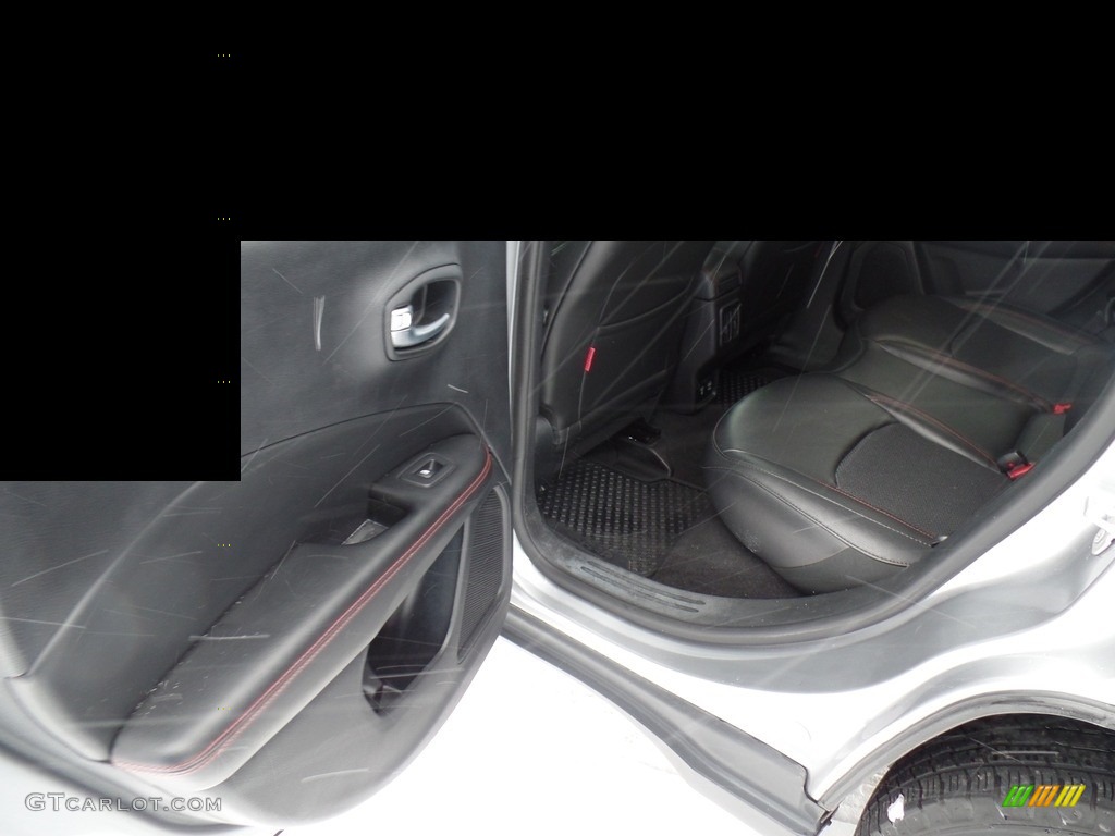 2019 Compass Trailhawk 4x4 - Billet Silver Metallic / Black/Ruby photo #27