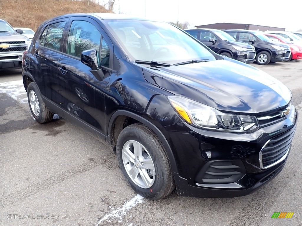 Mosaic Black Metallic 2020 Chevrolet Trax LS AWD Exterior Photo #136893570