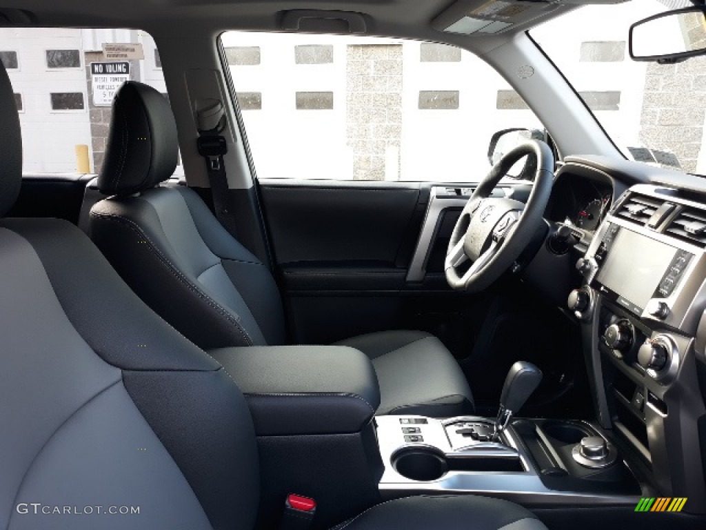 2020 4Runner SR5 Premium 4x4 - Midnight Black Metallic / Graphite photo #40