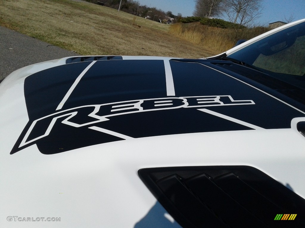 2020 Ram 1500 Rebel Crew Cab 4x4 Marks and Logos Photo #136909051