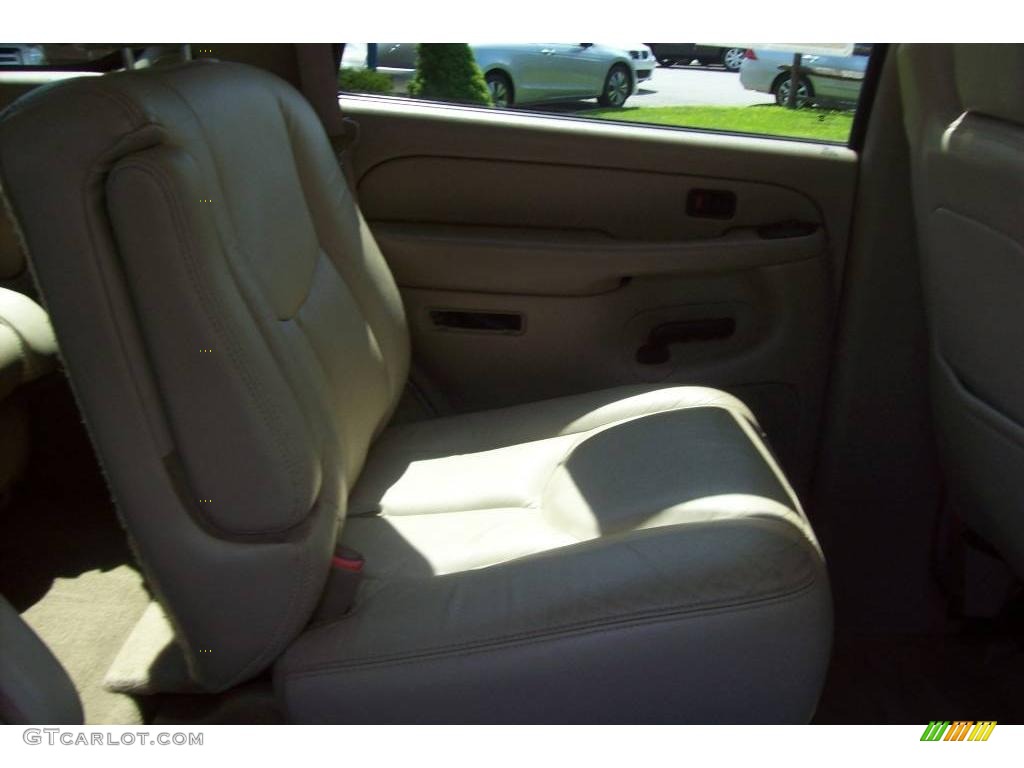 2004 Tahoe Z71 4x4 - Summit White / Tan/Neutral photo #14